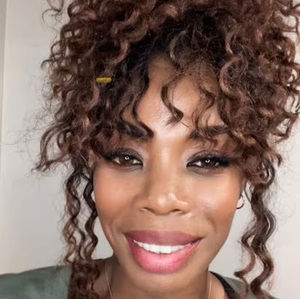 Meet your Posher, Dania